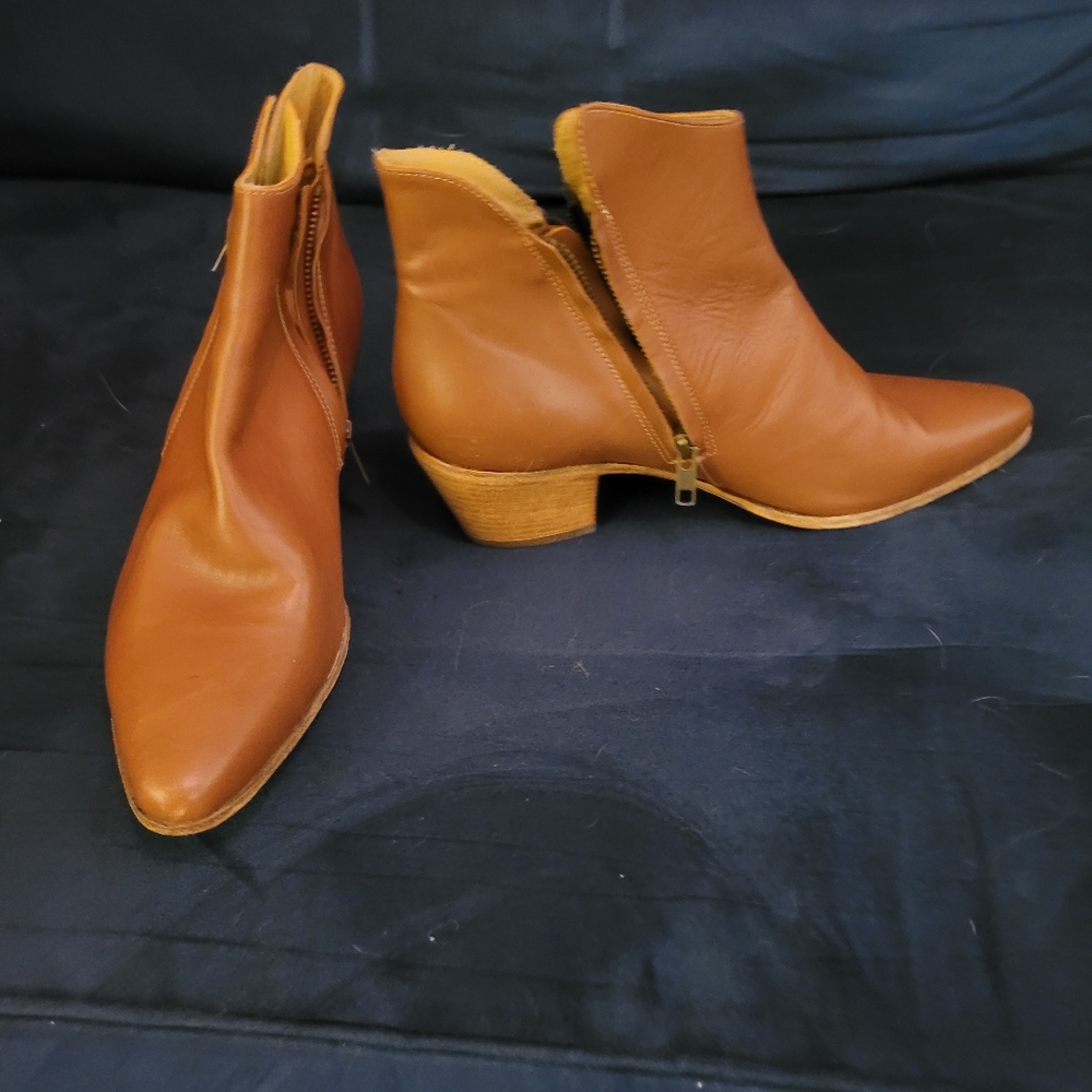 Steven Booties